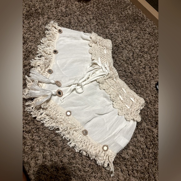 Ocean Drive Pants - Ocean drive shorts and shirt set- off the shoulders top small